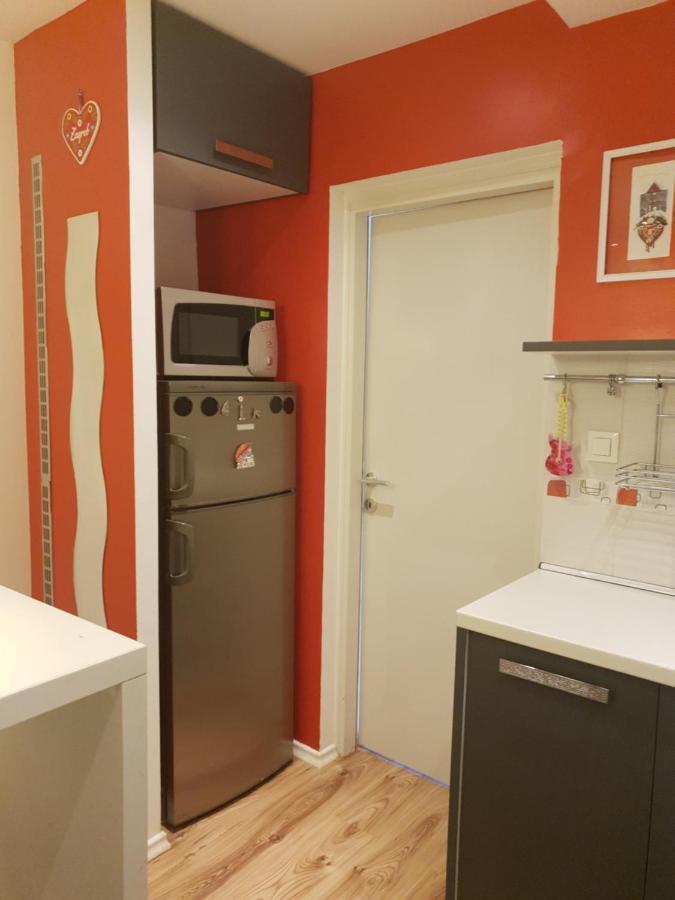Apartment Heart Of ซาเกร็บ ภายนอก รูปภาพ